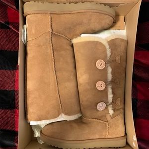 Size 9 Uggs